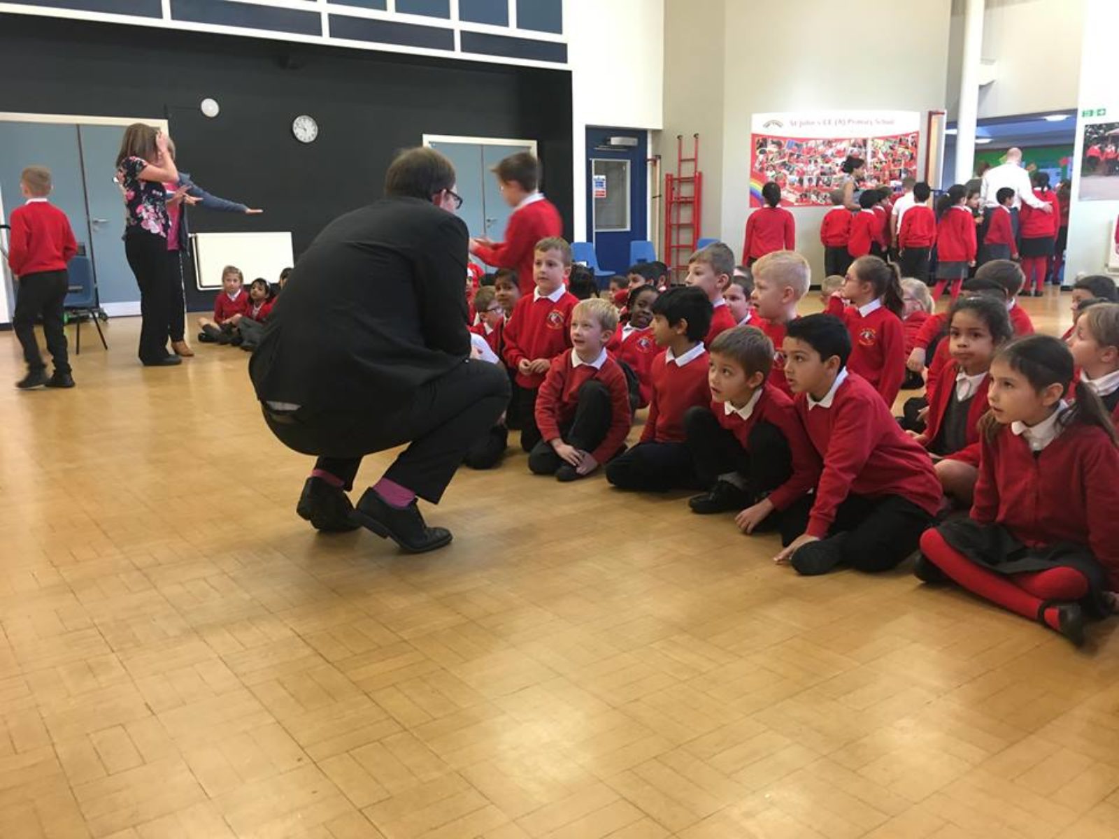 Gareth meeting the children at St Johns CE(A)  Primary School in Trent Vale.