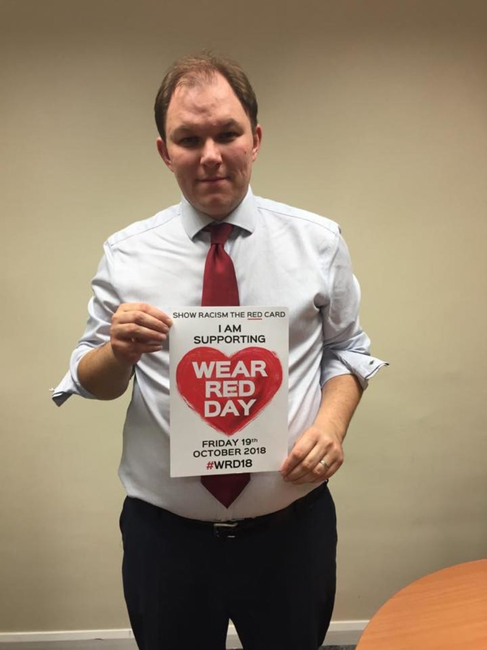 Gareth with a red tie, for show racism the red card.